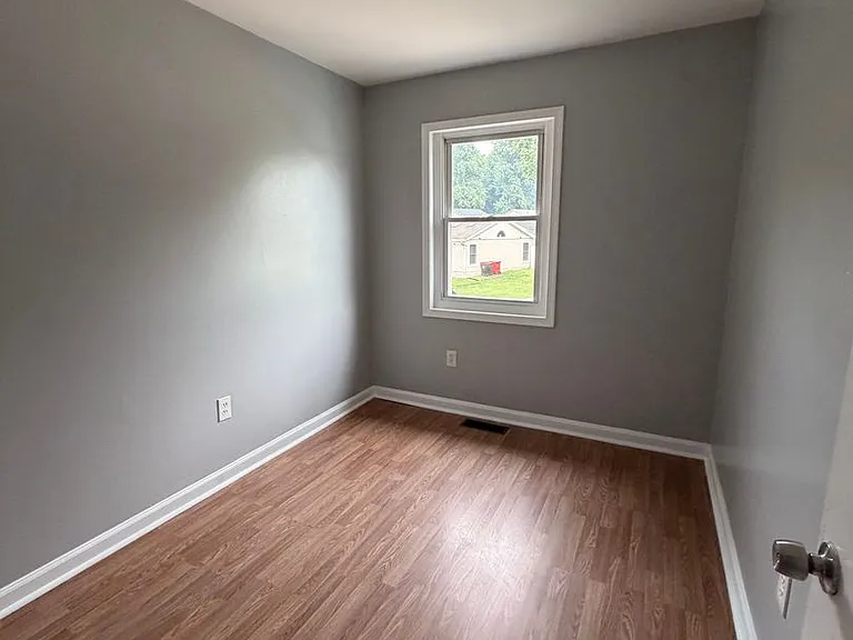 710 Sequoia Dr — Photo 11