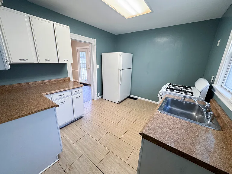 111 Sweet St NE #1 — Photo 6