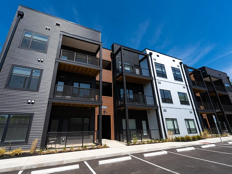 1460 Grant exterior