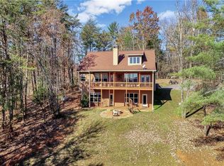 256 Huckleberry Hill Dr, Helen, GA 30545