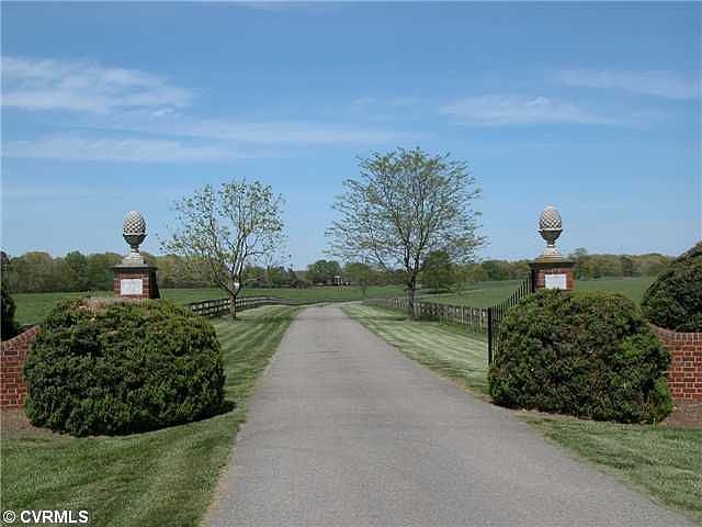 2nd image of 12442 Walnut Hill Dr