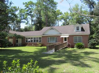 508 E 5th St, Woodbine, GA 31569