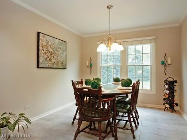 301 W Golf Rd — Photo 3