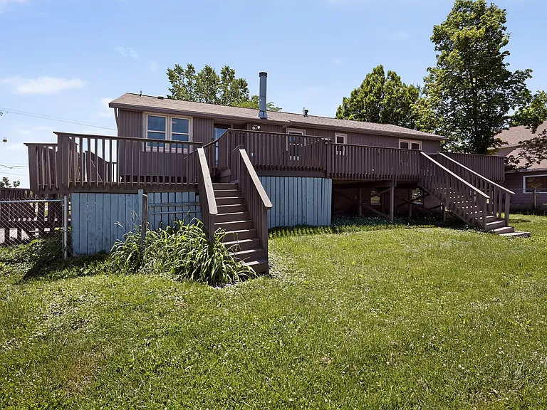 6611 Textile Rd — Photo 3