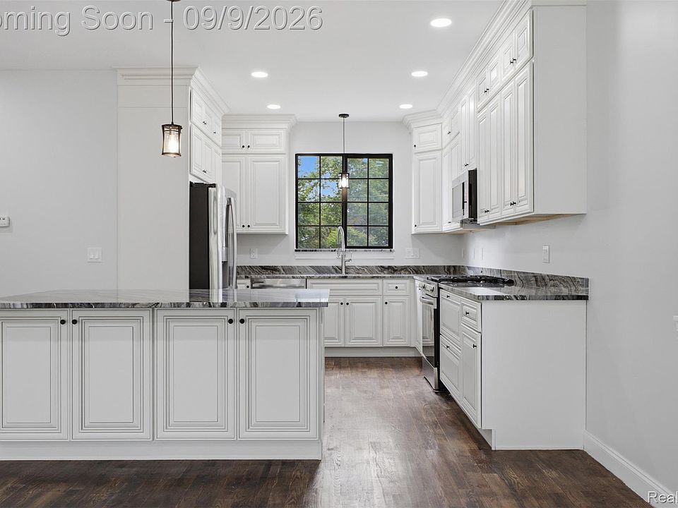 27416 Sunnydale St, photo 18