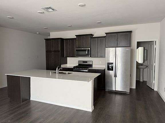 4th image of 1924 Buffalo Hill Dr #1