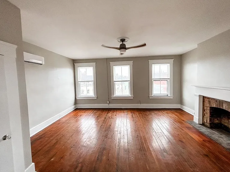 1610 Main St #3F — Photo 10