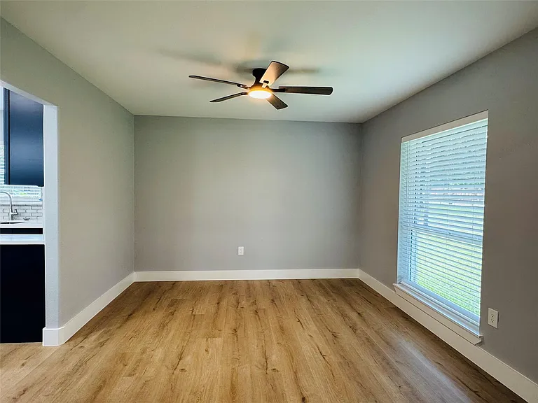 10934 Lilleux Rd — Photo 12