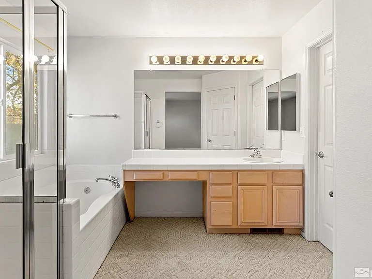 master full bathroom