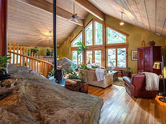 2nd image of 15651 Conifer Dr