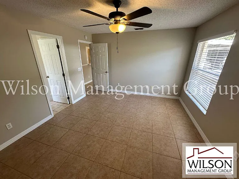 660 Marlene Dr — Photo 18