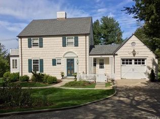 169 Neperan Rd, Tarrytown, NY 10591