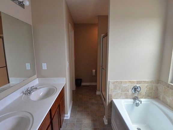 4th image of 3418 Bodelva Ln