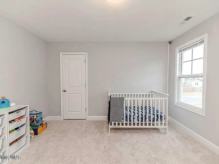 223 Burnside Dr — Photo 25