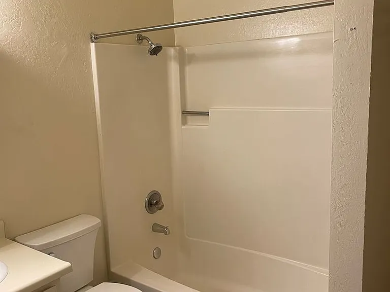 1301 G St — Photo 8