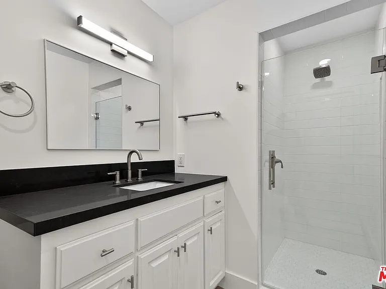 6819 E Ocean Blvd — Photo 46