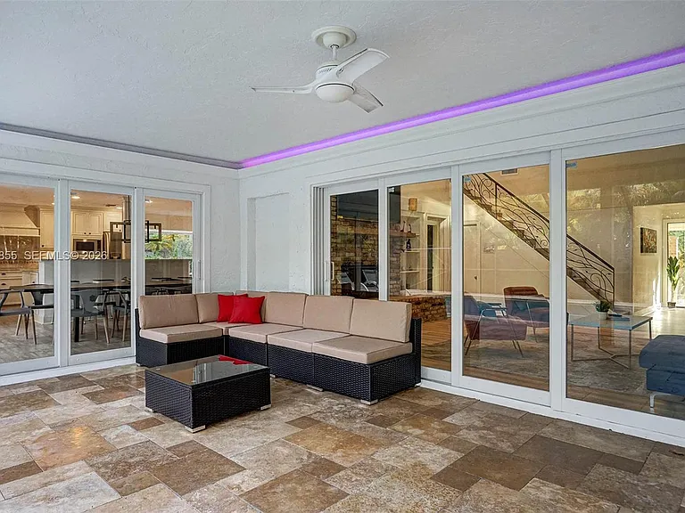 2120 SW 28th Way — Photo 59