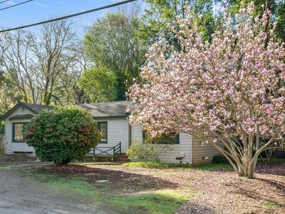 33 Castro St, Forest Knolls, CA, 94933