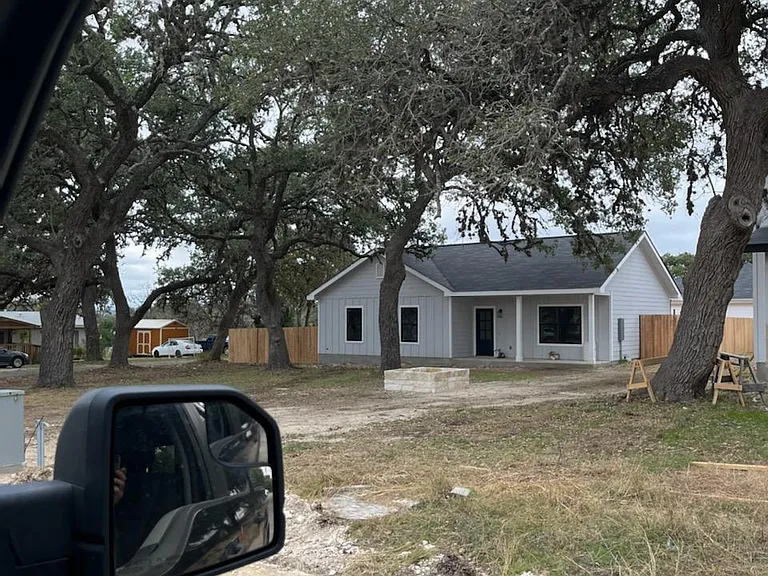 1219 Mesquite St — Photo 14