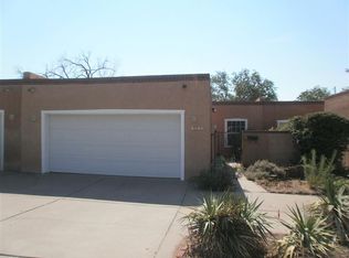 1413 Carlisle Blvd SE, Albuquerque, NM 87106
