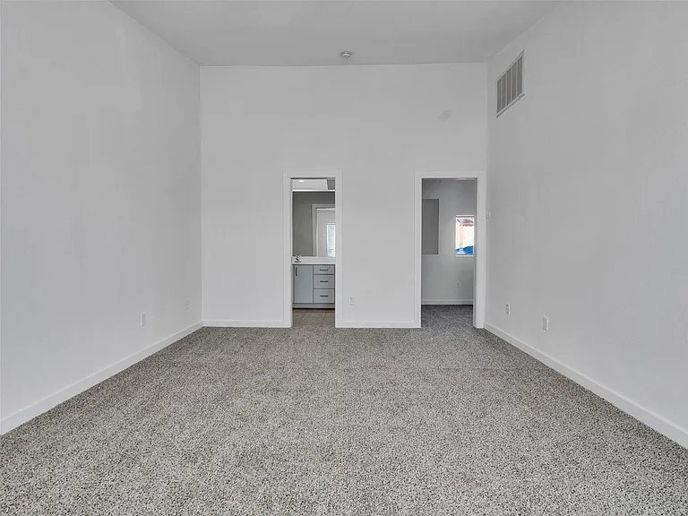 6935 Yellowstone Way Dr — Photo 31