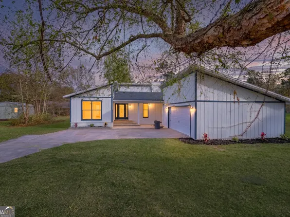 104 Cardinal St, Woodbine, GA 31569