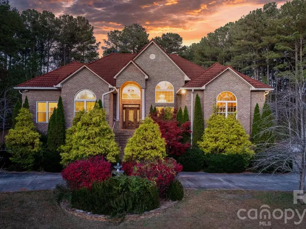 133 Greens Rd, Granite Falls, NC 28630