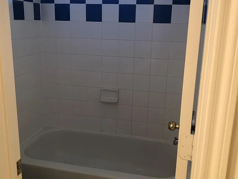 1602 Candleston Ln — Photo 25