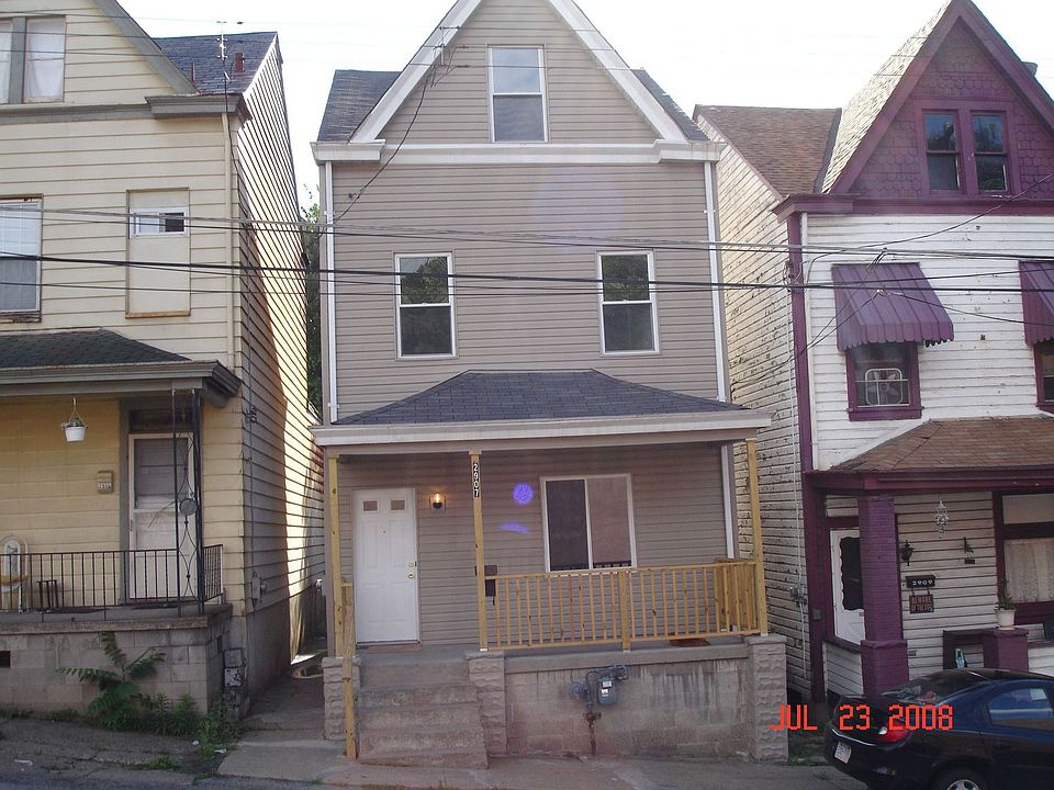 Exterior Front (8/2008)