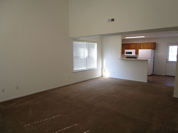 5th image of 5001-5003 Betty Jean Way #35870A5C0