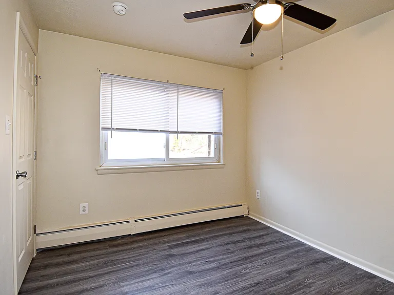 202-206 Blair Rd — Photo 20
