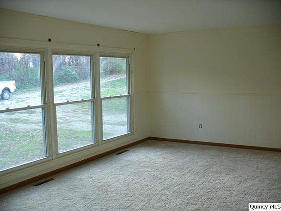 Home for Sale in Quincy, IL $92,900