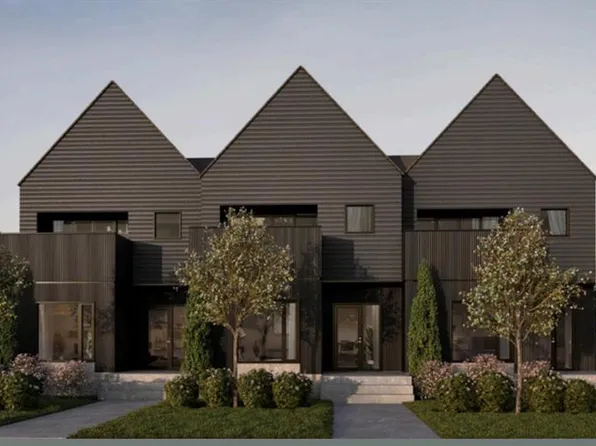 8916 S 33rd Ave #2, Calgary, AB T3B 1M6