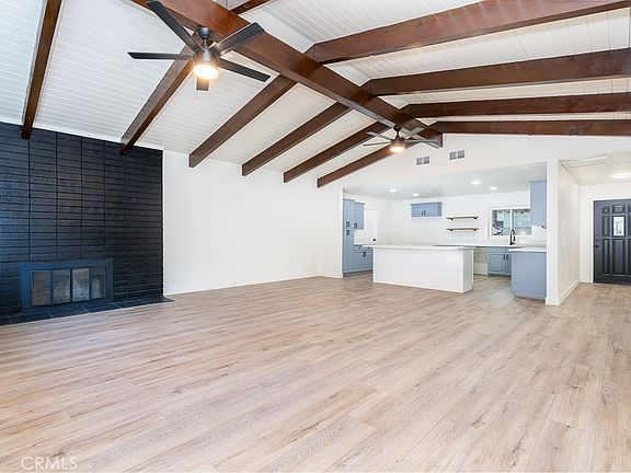 2nd image of 6026 Moraga Ave