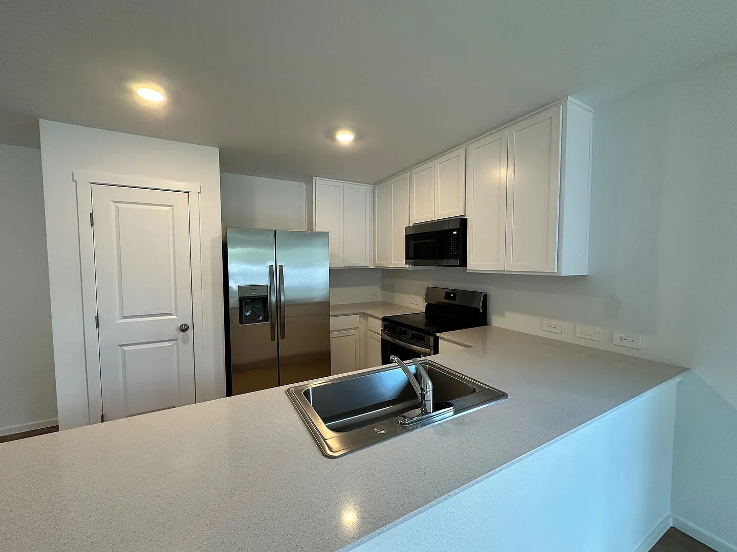 Brand New Home In Beautiful Lake Wales — Photo 4