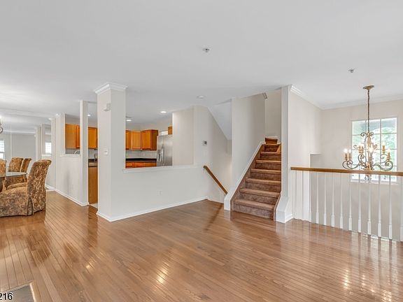 4th image of 114 Ridge Dr