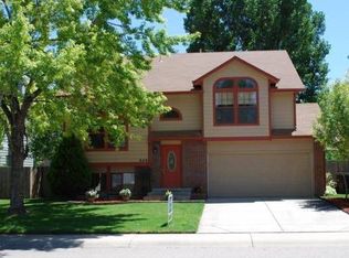 949 Kremmling Ln, Fort Collins, CO 80526