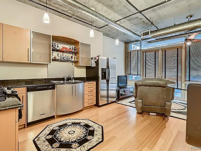 1401 Wewatta St #311 — Photo 4