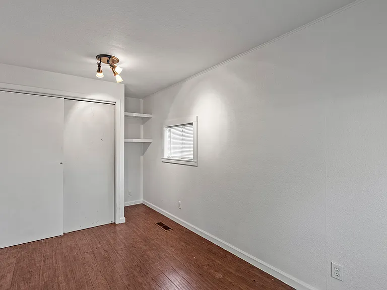 13 Lukens Pl — Photo 12