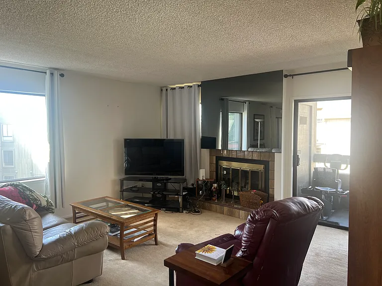 820 Sea Spray Ln #303 — Photo 4