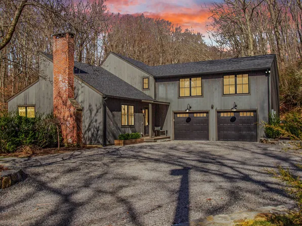 317 Church Hill Road, Woodbury, CT 06798