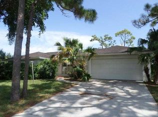 14 W Rubber Tree Dr, Lake Worth, FL 33467