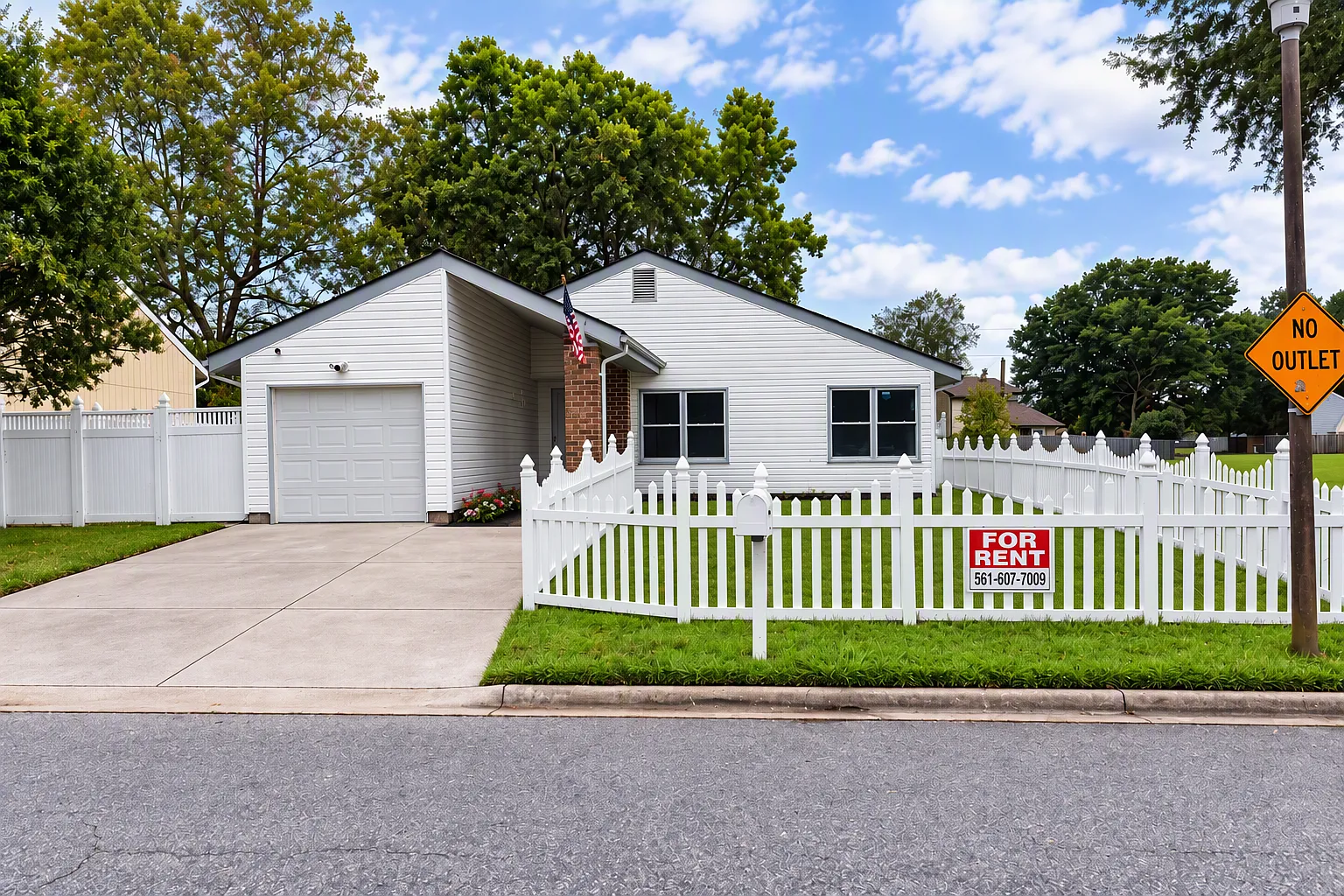 673 Orangewood Dr — Photo 1