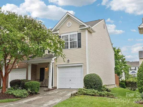 14018 Drake Watch Ln, Charlotte, NC 28262