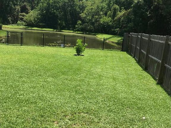5th image of 8245 Plaza Gate Ln