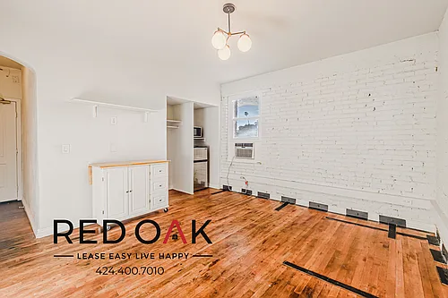 2731 Beverly Blvd #405 Photo 1