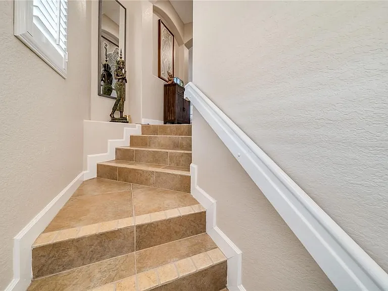 8012 NW 128th Ln — Photo 39