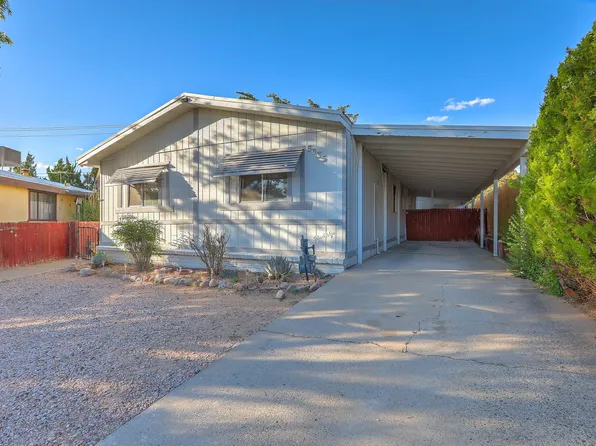 5035 Brook Pl NE, Albuquerque, NM 87113