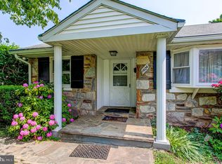 1024 Sparrow Rd, Audubon, PA 19403