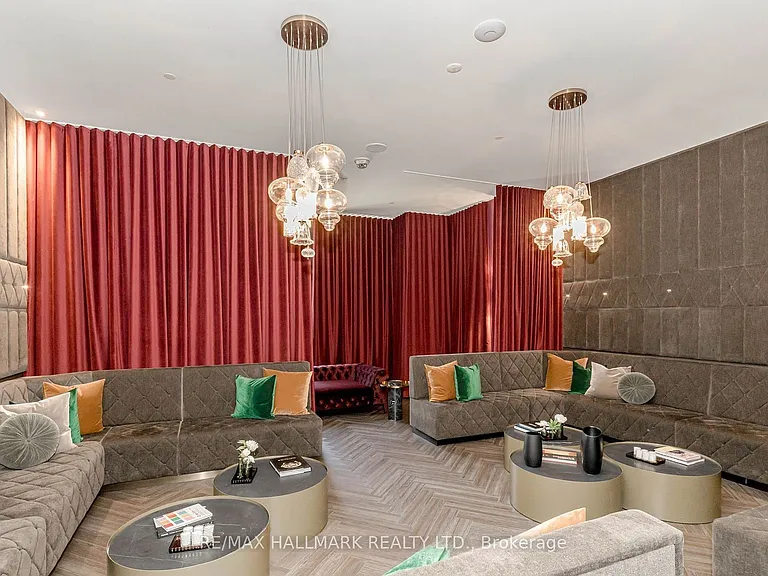 11 Yorkville Ave #3310 — Photo 18